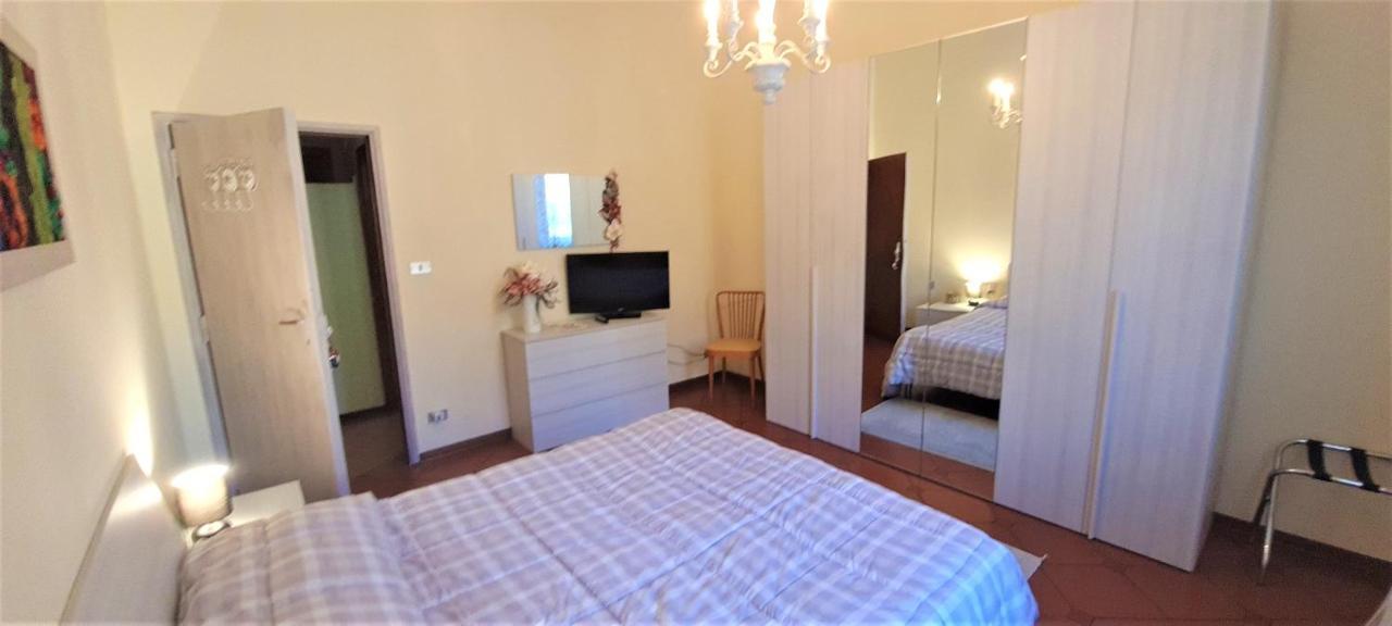 Via Della Grotta Bed & Breakfast