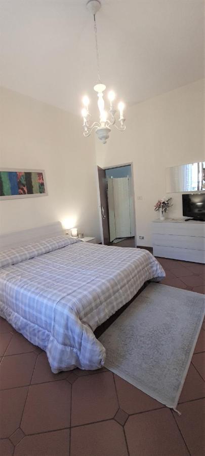 Via Della Grotta Bed & Breakfast
